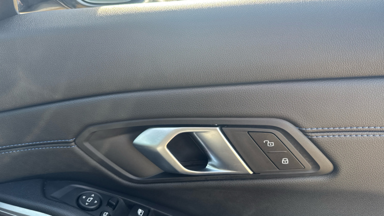 BMW 3 Series 320i M Sport 4dr Step Auto Petrol Saloon